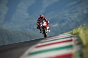 赞比亚男篮在非洲预赛中拼搏不息，目标奥运在望，赞比亚球星