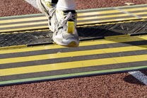 中国篮球如何通过比赛提升球员临场应变能力，篮球比赛之前怎样让体力迅速提升